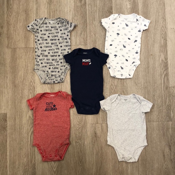Lot of 11 Carter’s onesies - Picture 3 of 7